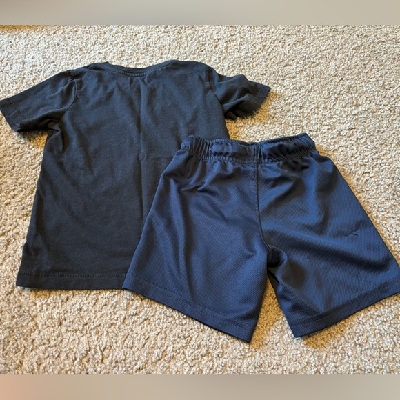 Toddler 3T Outfit - Picture 3 of 4